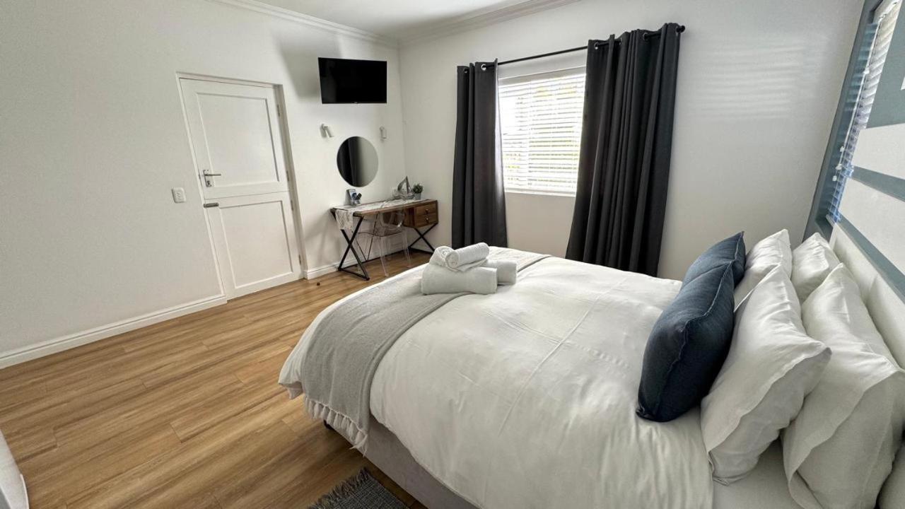 Plett57 - Self Catering - Room No1 Плетенбърг Бей Екстериор снимка